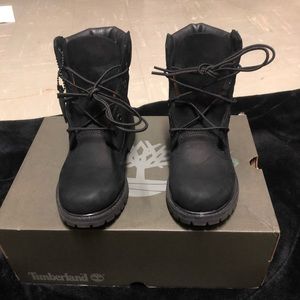 Timberlands black waterproof
